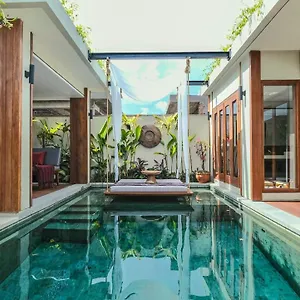 Sampatti Hotel Seminyak (Bali)